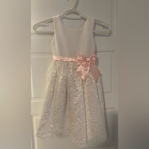 Jona Michelle White Lace Dress with Pink Bow Girls Size 4 Formal Dress